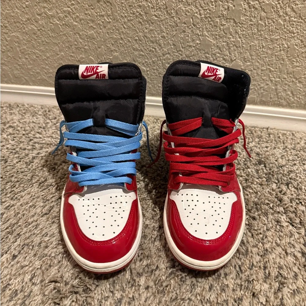 Nike Air Jordan 1 Retro High Fearless UNC Chicago - Picture 2 of 8